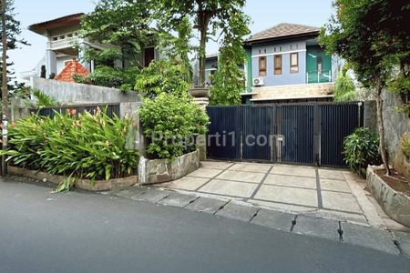 Dijual Rumah Lahan Luas di Pancoran, Jakarta Selatan