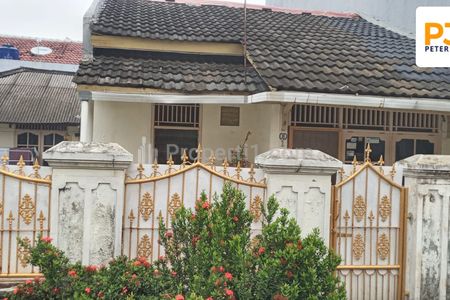 Dijual Rumah Posisi Hook Harga Murah di Harapan Indah Bekasi