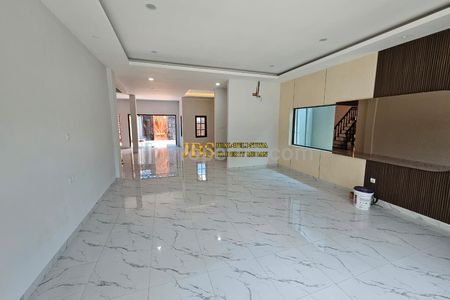 Dijual Rumah 1,5 Tingkat di Jalan Wartawan (Daerah Krakatau/Cemara) - Medan