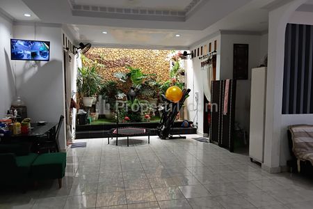 Dijual Rumah LT 226 m2 di Cempaka Putih Timur, Jakarta Pusat Murah