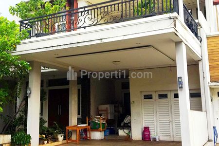 Jual Rumah 4 Kamar Ada Balkon di Perumahan Kota Wisata Cibubur Bogor