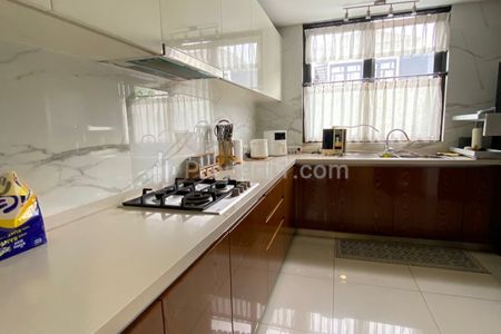 Dijual Rumah Lakewood Nava Park Bumi Serpong Damai Tangerang