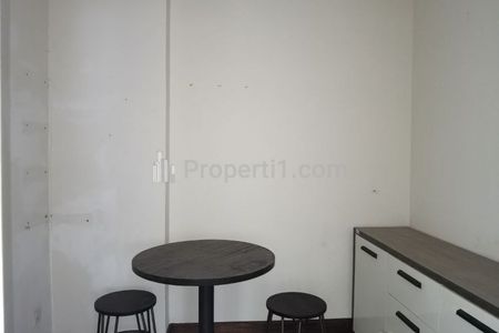 Disewakan Apartemen Green Pramuka City Tower Scarlet - 2 BR Furnished