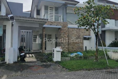 Disewakan Rumah Royal Residence Cluster Terdepan Wiyung Surabaya 