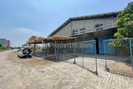 Dijual Gudang Siap Pakai Akses Kontainer 40Ft di Jalan Raya Carenang Banten