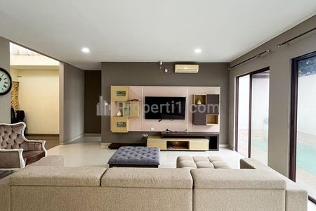 Dijual Rumah Fully Furnished Sangat Terawat Dalam Townhouse, Bebas Banjir, di Jagakarsa, Jakarta Selatan