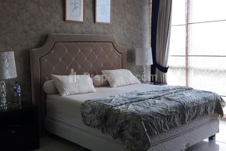 Sewa Apartemen Kemang Village 2+1 Bedroom Full Furnished