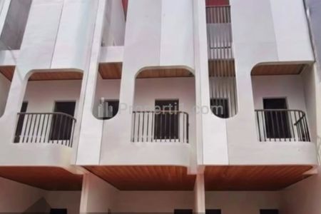 Dijual Rumah 3 Lantai di Matraman Jakarta Timur Dekat Stasiun, Toll Rawamangun, UNJ, RS Persahabatan