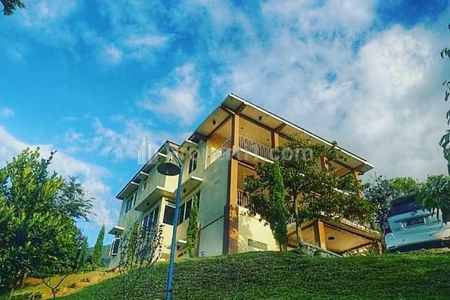 Dijual Villa 3 Lantai di Kota Sukabumi, Jawa Barat