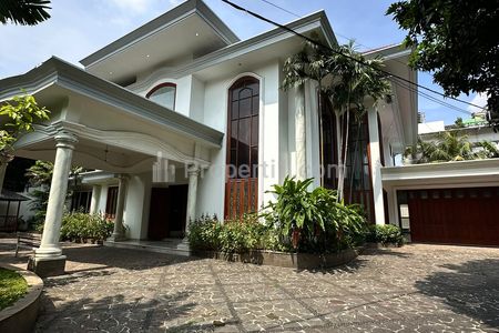 Sewa Rumah Luxury House Menteng Jakarta Pusat