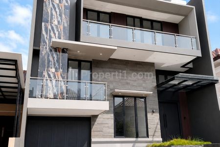 Jual Rumah Baru Gress di Citraland Utama Surabaya Barat Cluster Fullerton