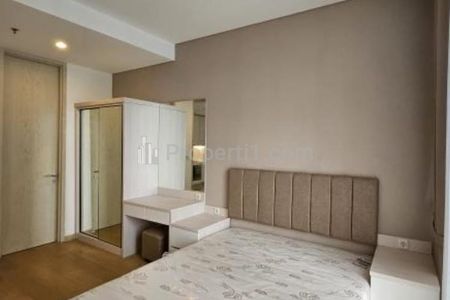 For Lease Luxurious Apartment at Izzara Type 2+1BR Full Modern Furnished - Strategic Location in South Jakarta