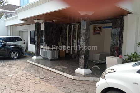 Jual/Sewa Rumah di Senopati, Selong, Kebayoran Baru, Jakarta Selatan