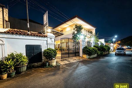 Jual Rumah 2 Lantai Mewah Luas di Jatibening Bekasi, Dekat ke Tol Becakayu Bisa Juga Buat Kantor