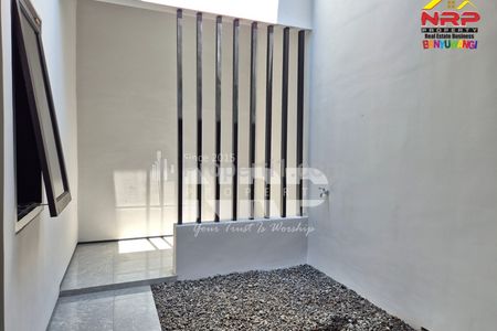 Dijual Rumah Konsep Modern Klasik di Mendut Regency Banyuwangi Ditawarkan Rp875 Juta