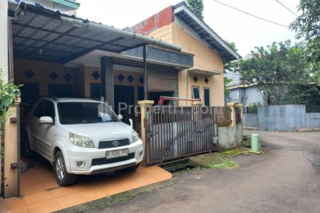 Jual Rumah Hook di Komplek Graha Raya, Tangerang Selatan