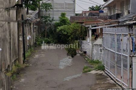 Jual Rumah Komplek Strategis di Srengseng, Jakarta Barat