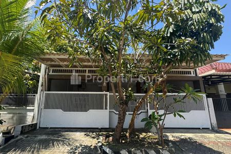 Dijual Cepat Rumah 1,5 Lantai Murah di Perum YKP Rungkut Surabaya