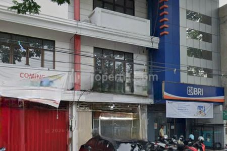 Disewakan Ruko 3 Lantai di Rungkut Industri Kidul Surabaya Timur - Nol Jalan Raya - Parkiran Mobil Luas Cocok Buat Segala Usaha Kantor, Bank