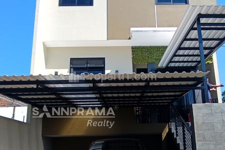 Dijual Rumah Baru 2 Lantai di Beji Depok